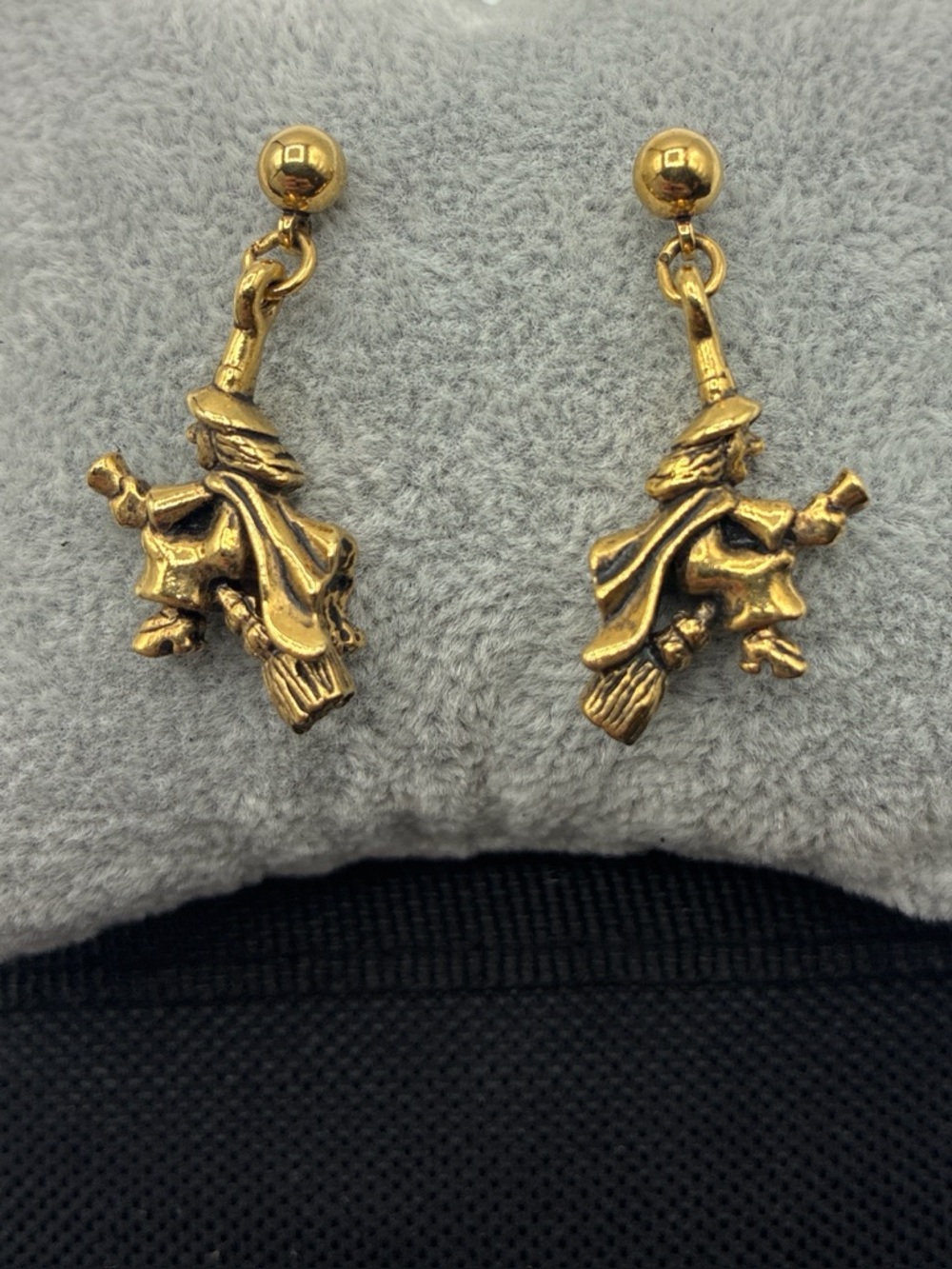 Vintage Avon Witch Earrings Halloween Broom Dangle Gold Tone